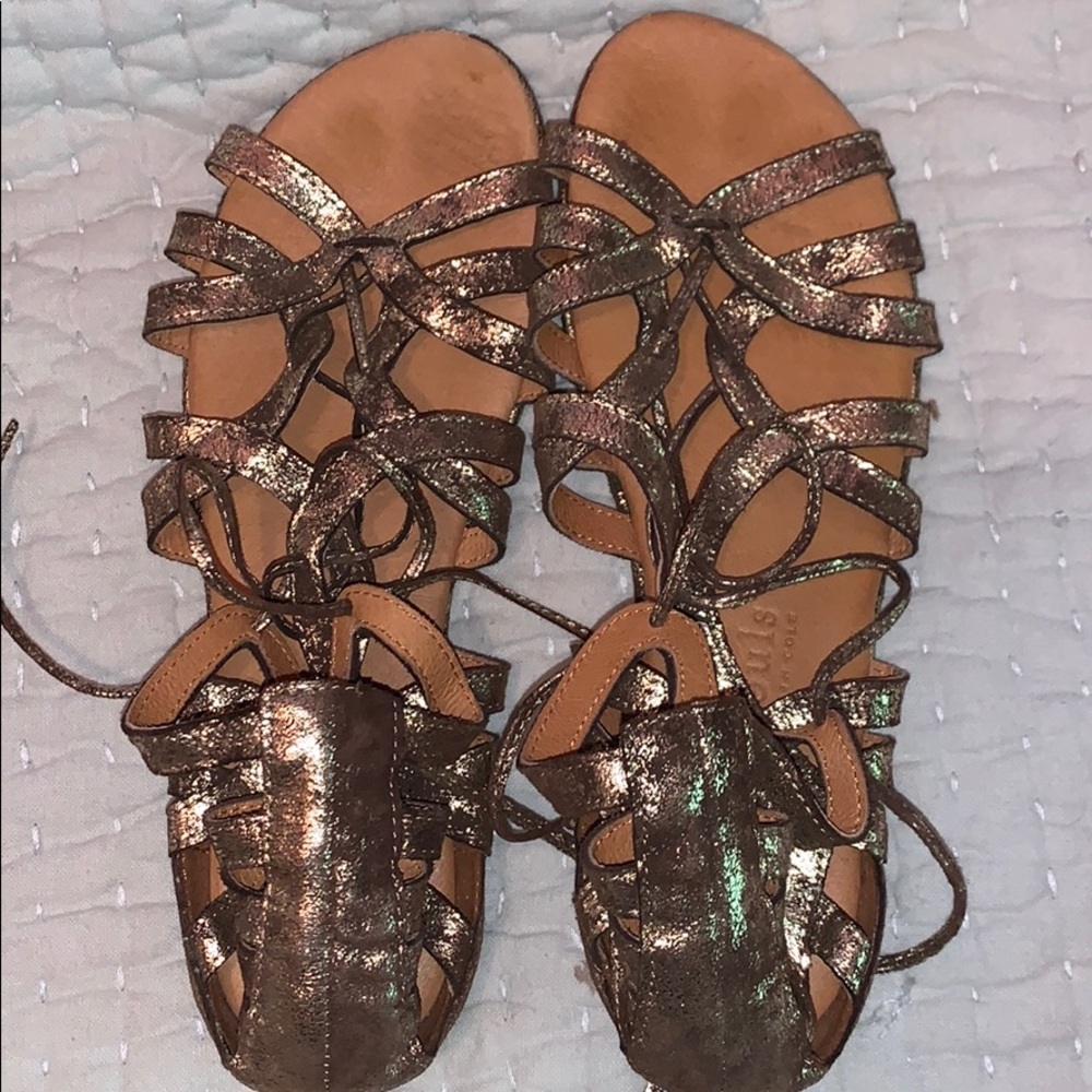 Gentle souls tie brass sandals